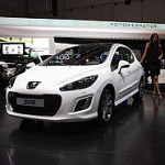 Дебютировал обновленный Peugeot 308