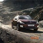 Peugeot выпустит гибридный кроссовер