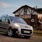 Первый тест-драйв Peugeot Partner Tepee — семейный «каблучок» 