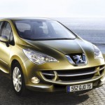 Новый Peugeot 208 покажут через неделю 