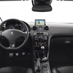Peugeot обновила внешность спортивного купе RCZ 