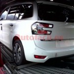 Новый Citroen Grand C4 Picasso заметили без камуфляжа