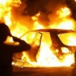 <!--:ru-->В Киеве сожгли микроавтобус с Евромайдана<!--:-->