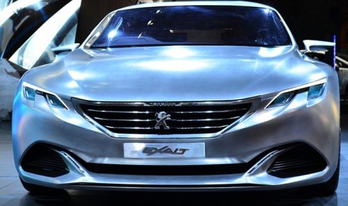 Peugeot-Exalt-Concept-front-fascia-at-the-2014-Paris-Motor-Show-1024x677